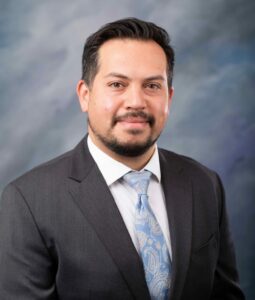 Dr. Kristian Flores